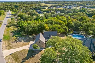 516 Lydia Ln, Granbury, TX 76049 - Photo 22