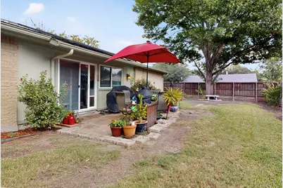 3904 Villa Downs Drive, Plano, TX 75023 - Photo 32