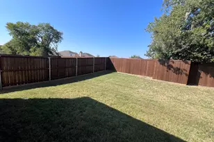 1524 Claireborne Ct, Little Elm, TX 75068 - Photo 4