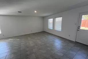 1524 Claireborne Ct, Little Elm, TX 75068 - Photo 10