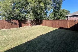 1524 Claireborne Ct, Little Elm, TX 75068 - Photo 2