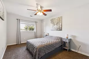 208 Oxford Dr, Roanoke, TX 76262 - Photo 20