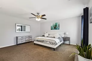 208 Oxford Dr, Roanoke, TX 76262 - Photo 14