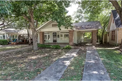 2109 Ashland Avenue, Fort Worth, TX 76107 - Photo 2