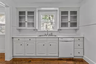 2109 Ashland Ave, Fort Worth, TX 76107 - Photo 16