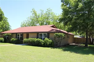 1213 W Tarrant Rd, Grand Prairie, TX 75050 - Photo 1