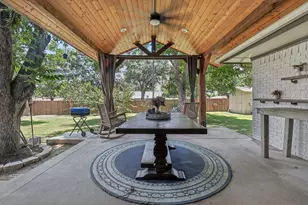 1213 W Tarrant Rd, Grand Prairie, TX 75050 - Photo 2