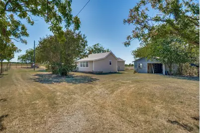 7165 County Road 1232, Godley, TX 76044 - Photo 16