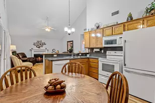 746 Wildwood Trail, Holly Lake Ranch, TX 75765 - Photo 6