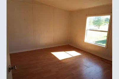 18697 County Road 2529, Payne Springs, TX 75124 - Photo 2