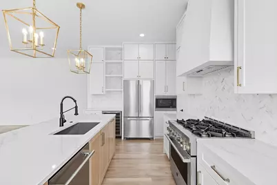 4525 Hopkins Avenue, Dallas, TX 75209 - Photo 10