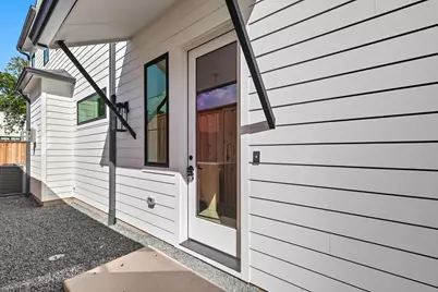 4525 Hopkins Avenue, Dallas, TX 75209 - Photo 4