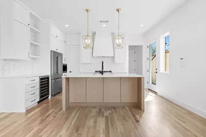 4525 Hopkins Avenue, Dallas, TX 75209 - Photo 6