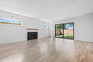 4525 Hopkins Ave, Dallas, TX 75209 - Photo 12