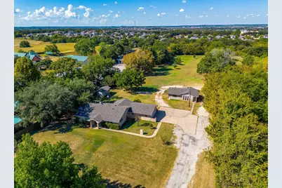 1060 S Burleson Boulevard, Burleson, TX 76028 - Photo 6