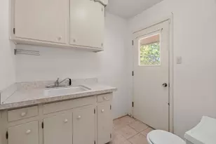 5813 Biscayne Ct, Haltom City, TX 76117 - Photo 36