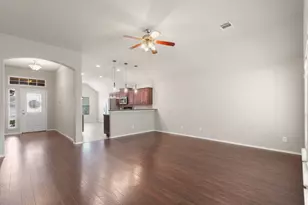 1002 Hidden Oaks Dr, Burleson, TX 76028 - Photo 10