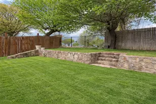 1002 Hidden Oaks Dr, Burleson, TX 76028 - Photo 30