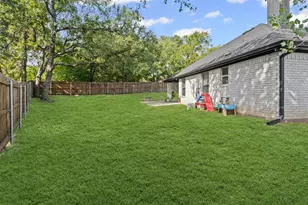 323 Heritage Trail, Granbury, TX 76048 - Photo 34