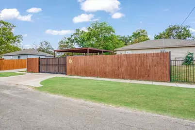 3201 King Street, Greenville, TX 75401 - Photo 6