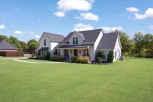 425 Ridgeview Rd, Sherman, TX 75092 - Photo 2