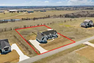6305 Sage Crk Dr, Godley, TX 76044 - Photo 4