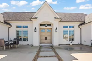 6305 Sage Crk Dr, Godley, TX 76044 - Photo 2