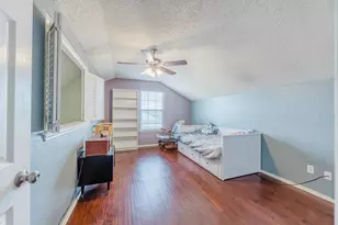 1009 Windsor Dr, Saginaw, TX 76179 - Photo 18