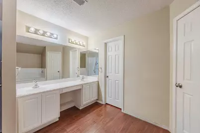 1009 Windsor Drive, Saginaw, TX 76179 - Photo 22