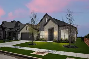 387 Paddle Boat Dr, Granbury, TX 76049 - Photo 1