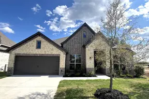 387 Paddle Boat Dr, Granbury, TX 76049 - Photo 2