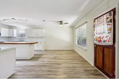 906 Creekview Drive, Waxahachie, TX 75165 - Photo 12