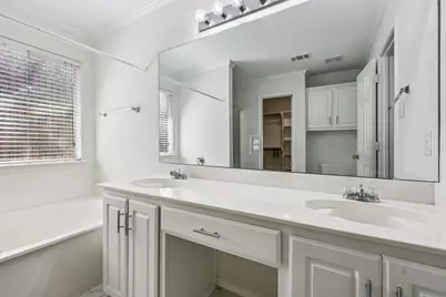 906 Creekview Drive, Waxahachie, TX 75165 - Photo 26
