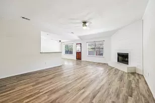 906 Creekview Dr, Waxahachie, TX 75165 - Photo 10