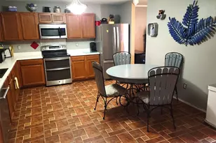 1003 Graystone Dr, Lancaster, TX 75134 - Photo 8