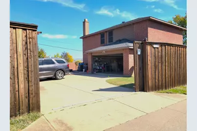 1003 Graystone Drive, Lancaster, TX 75134 - Photo 40