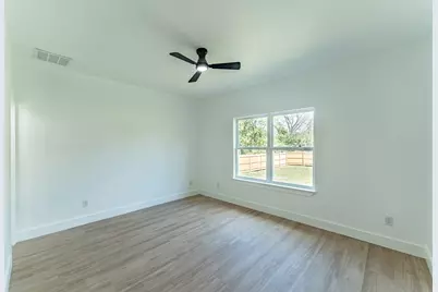 124 Goodman Street, Sulphur Springs, TX 75482 - Photo 10