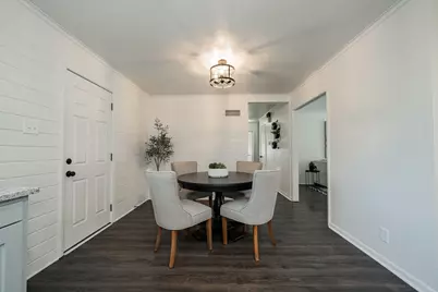 802 Division Street, Greenville, TX 75401 - Photo 8