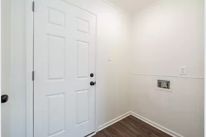 802 Division Street, Greenville, TX 75401 - Photo 16