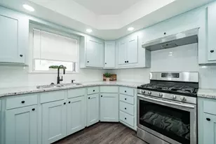 802 Division St, Greenville, TX 75401 - Photo 12