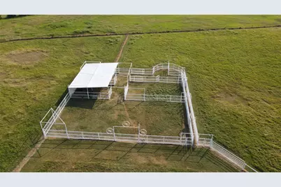 1209 County Rd 3160, Corsicana, TX 75109 - Photo 24