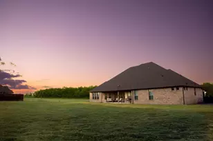 710 Nighthorse Cir, Waxahachie, TX 75165 - Photo 4