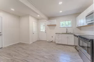 4609 Lois St, Fort Worth, TX 76119 - Photo 4