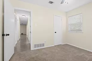 828 Russell Rd, Everman, TX 76140 - Photo 16