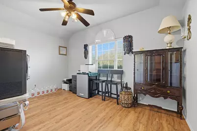 516 Oak Lake Street, Lake Dallas, TX 75065 - Photo 12