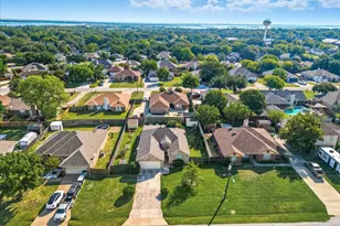 516 Oak Lake St, Lake Dallas, TX 75065 - Photo 38