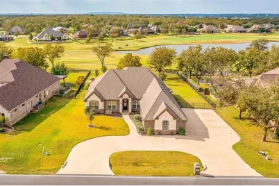 6410 Pinehurst Drive, Granbury, TX 76049 - Photo 2