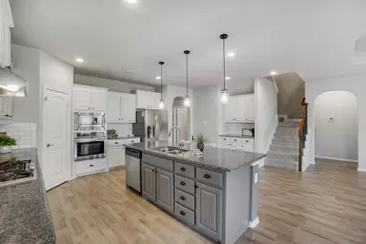 821 Meadows Drive, Argyle, TX 76226 - Photo 10