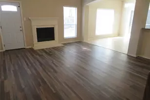 822 Christine Dr, Cedar Hill, TX 75104 - Photo 2