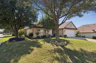 11001 Southerland Dr, Denton, TX 76207 - Photo 8